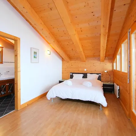 Chalet Castle Hill *